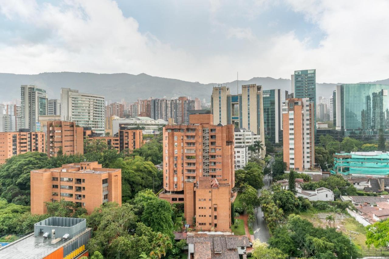 Apartamentos Go Living & Suites By Housy Host Медельїн Екстер'єр фото