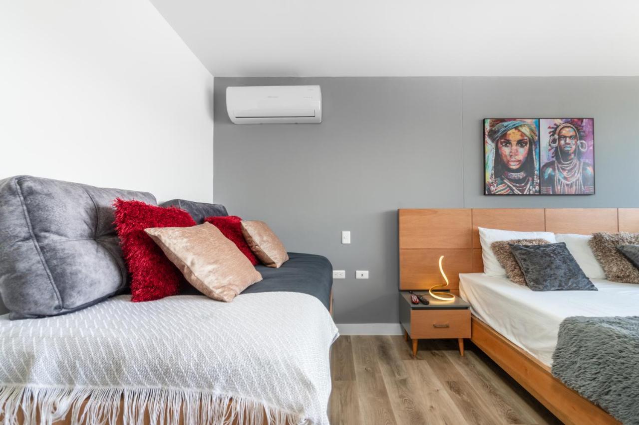 Apartamentos Go Living & Suites By Housy Host Медельїн Екстер'єр фото
